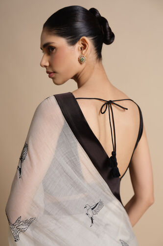 Usoa Hand-embroidered Kantha Mul Saree - Ivory, Ivory, image 6